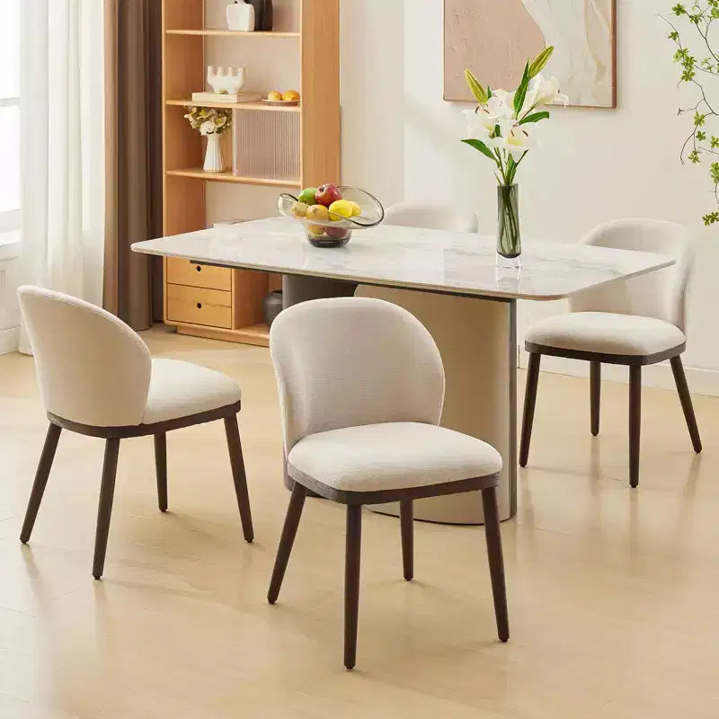 Lot de deux chaises de salle à manger, assises rembourrées, pieds en bois, design ergonomique, capacité de poids de 120 kg, idéales pour les salles à manger.