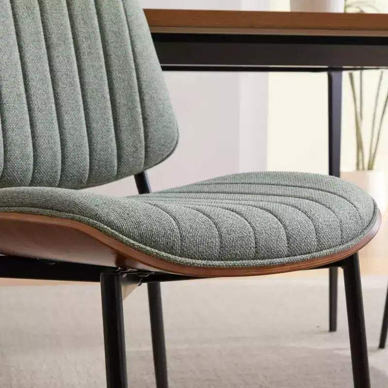 Chaise de salle à manger capitonnée Mid-Century Modern avec dossier incurvé et pieds en métal, sièges de cuisine et de salle à manger