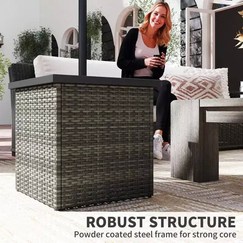 Table d'appoint en osier avec trou de parasol de 1,5 po, table d'appoint carrée d'extérieur avec cadre résistant aux UV, espace de rangement